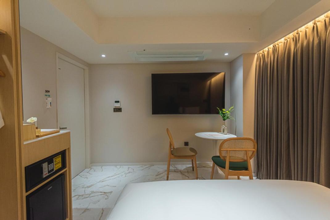 Asherah Villa D' Aqua Hotel Gimhae Exterior photo